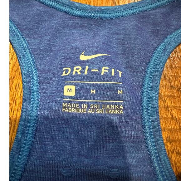Nike Women's Dry Fit Aeroreact Racerback Active Tank Blue Size Medium - Picture 4 of 6